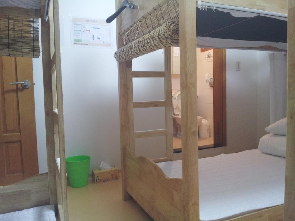 Happytree Guesthouse Σεούλ Δωμάτιο φωτογραφία